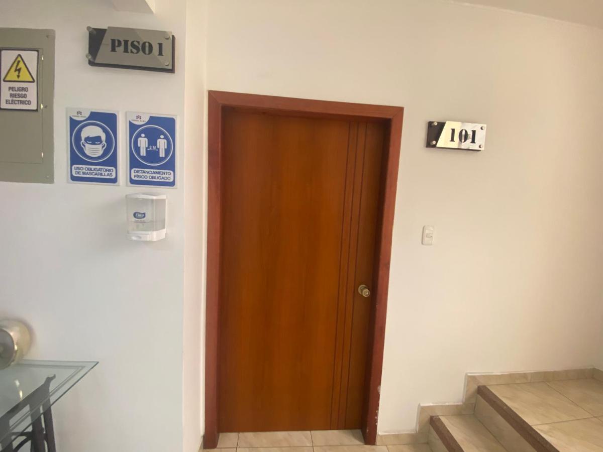 Aparthotel Torre Alba à Santo Domingo de los Colorados Extérieur photo