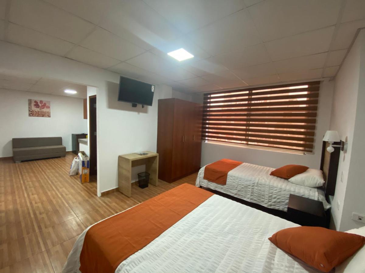 Aparthotel Torre Alba à Santo Domingo de los Colorados Extérieur photo