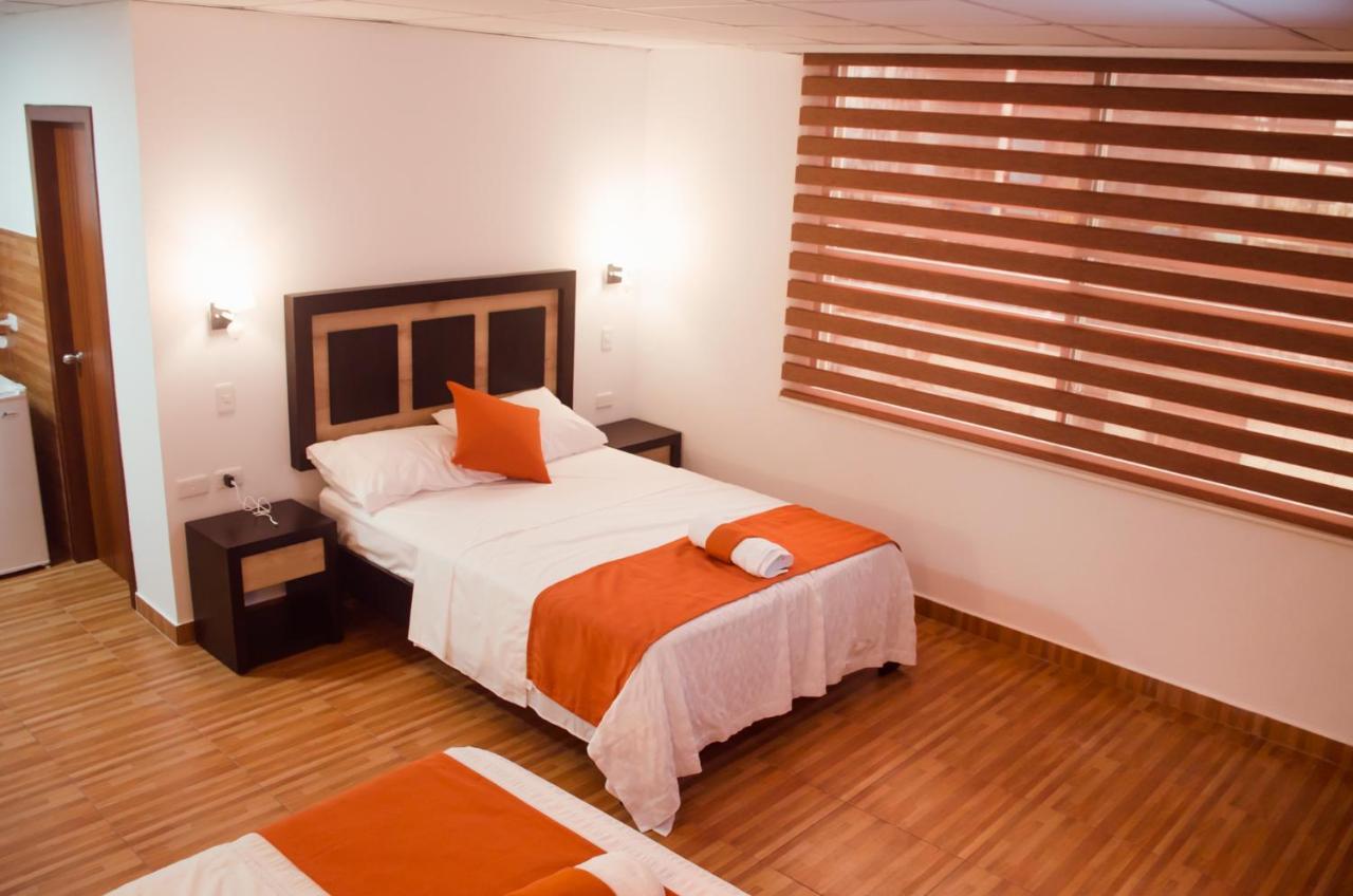 Aparthotel Torre Alba à Santo Domingo de los Colorados Extérieur photo