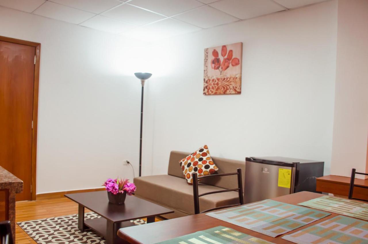 Aparthotel Torre Alba à Santo Domingo de los Colorados Extérieur photo