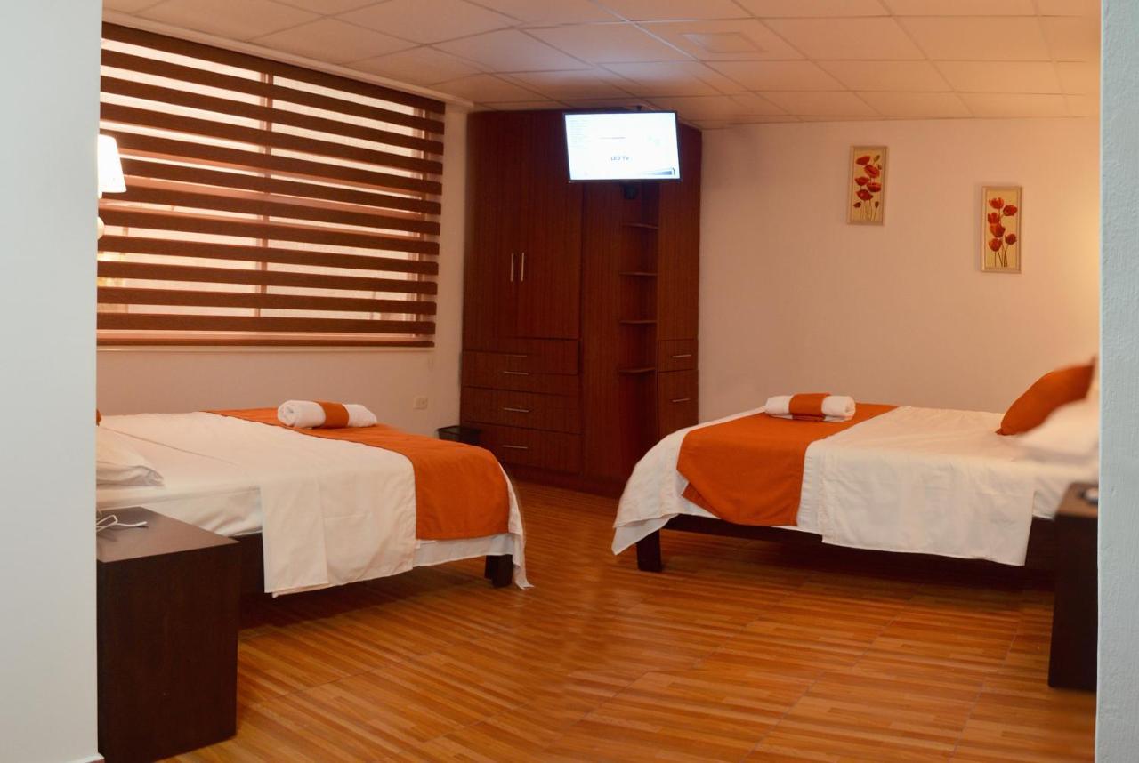 Aparthotel Torre Alba à Santo Domingo de los Colorados Extérieur photo
